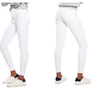 Topsop Moto Highwaisted Jamie White Jeans
